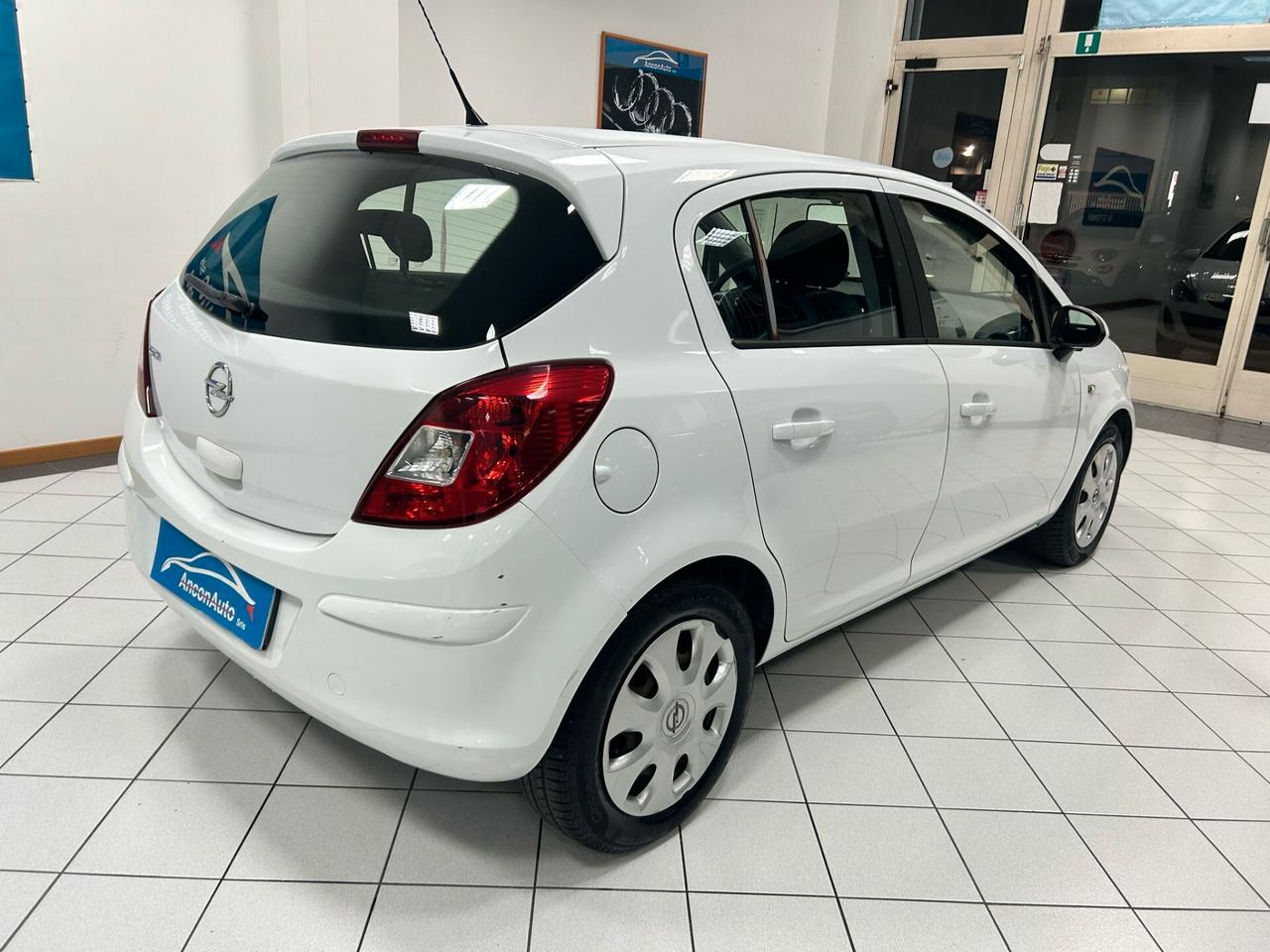 OPEL CORSA 1.2B X NEOPATENTATI 76.000KM 2011