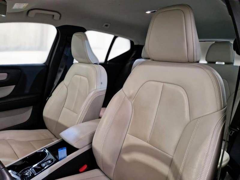 Volvo XC40 Recharge T5 180+82 CV Recharge Plug-in Hybrid Inscription