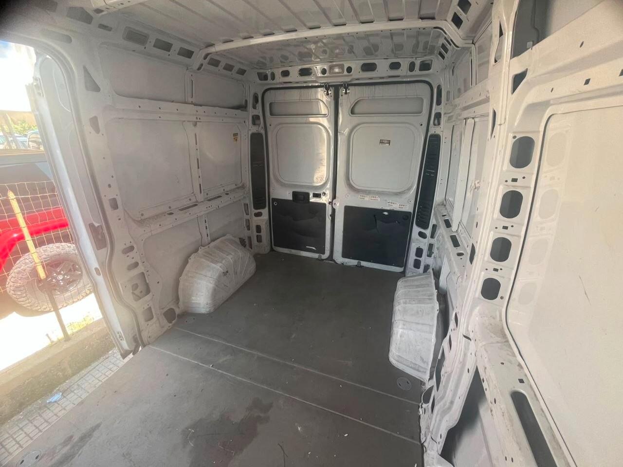 Fiat Ducato Maxi 35 MH2 2.2 Mjt 140cv