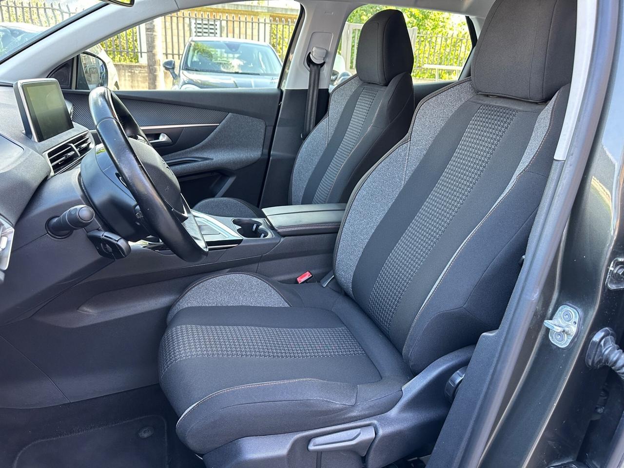 Peugeot 3008 BlueHDi 130 S&S Business