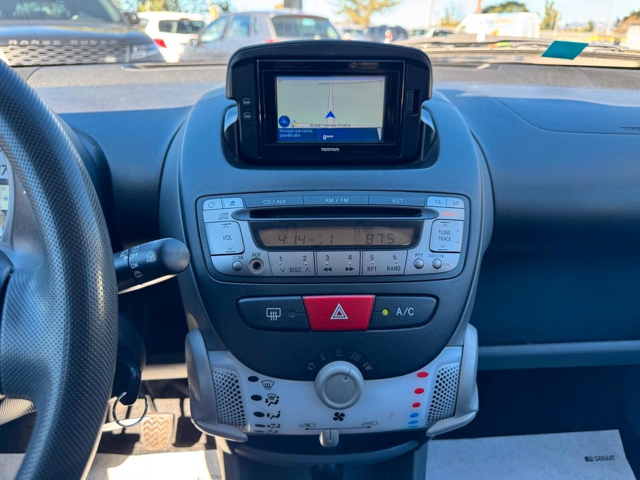 Toyota Aygo 1.0 VVT-I 5P NAVI BLUETOOTH 2011