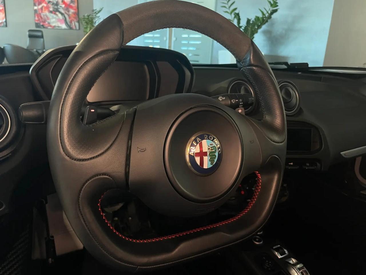 Alfa Romeo 4C 1750 TBi