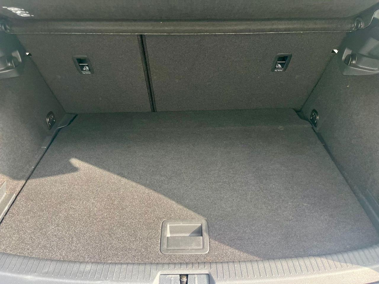 VW Golf 1.6tdi 90cv 2015 59.000km pari al nuovo