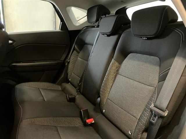 RENAULT Captur 1.6 E Tech hybrid Zen 145cv auto