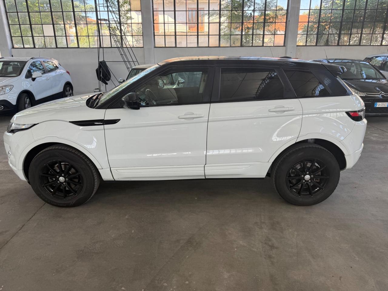 Land Rover Range Evoque 2.2 TD4 5p. British Edition Dynamic