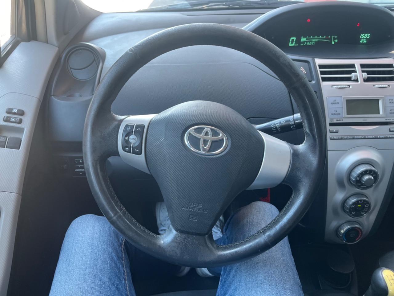 Toyota Yaris 1.4 D-4D 5 porte Sol