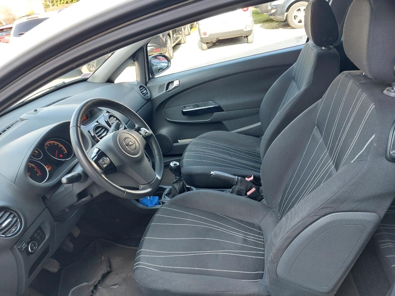 Opel Corsa 1.2 80CV 3 porte GPL- UNICO PROPRIETARIO