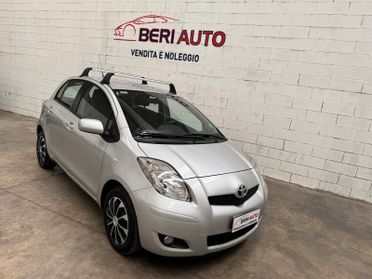 Toyota Yaris benzina adatta neopatentati