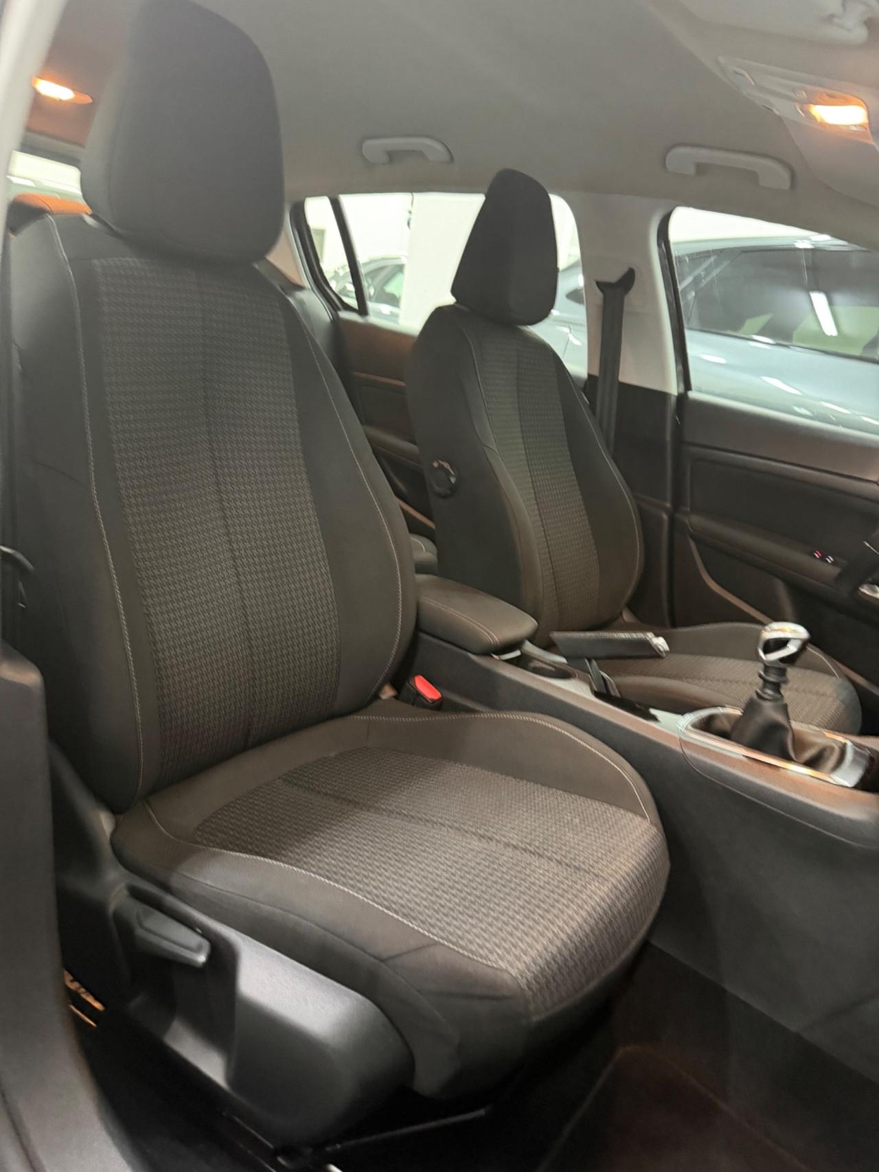 Peugeot 308 BlueHDi 130 S&S Allure FINANZIABILE