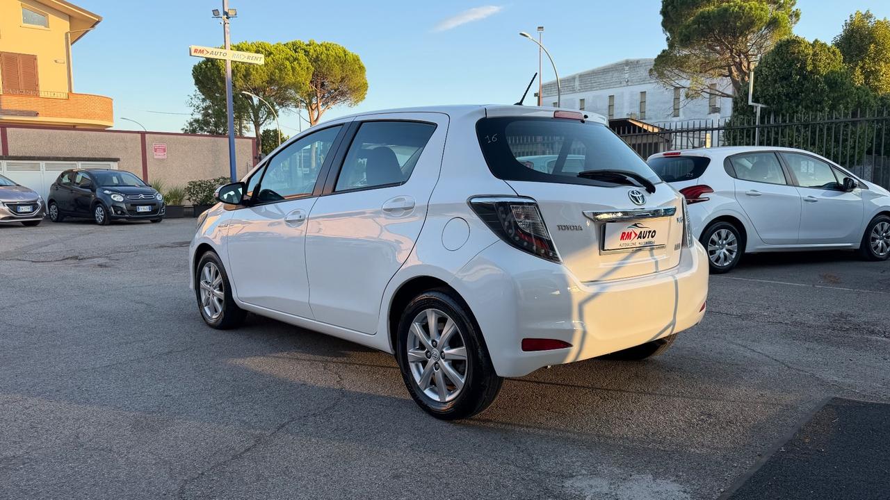 Toyota Yaris 1.5 Hybrid AUTOMATICA!