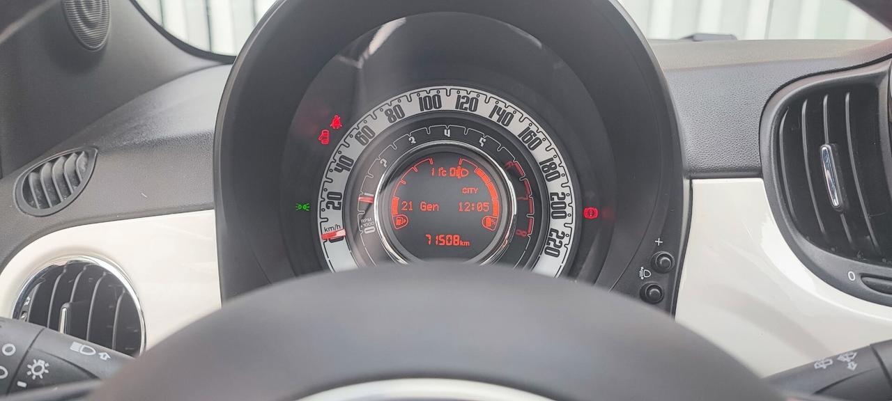 Fiat 500 1.0 Hybrid Dolcevita 08/2022