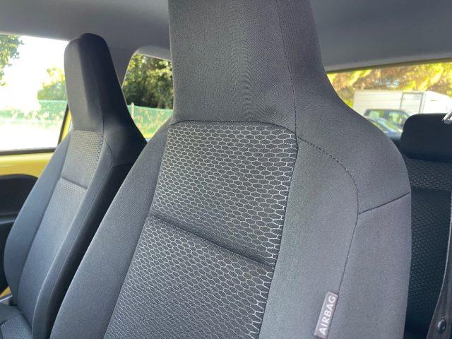 SEAT Mii 1.0 75CV UNIPROPRIETARIO NAVIGATORE ADATTA NEOPAT.