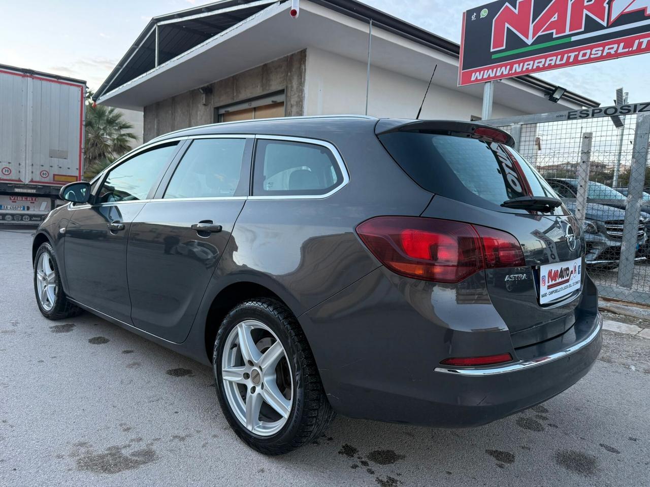 Opel Astra 1.6 CDTi 110CV Sports Tourer Innovation