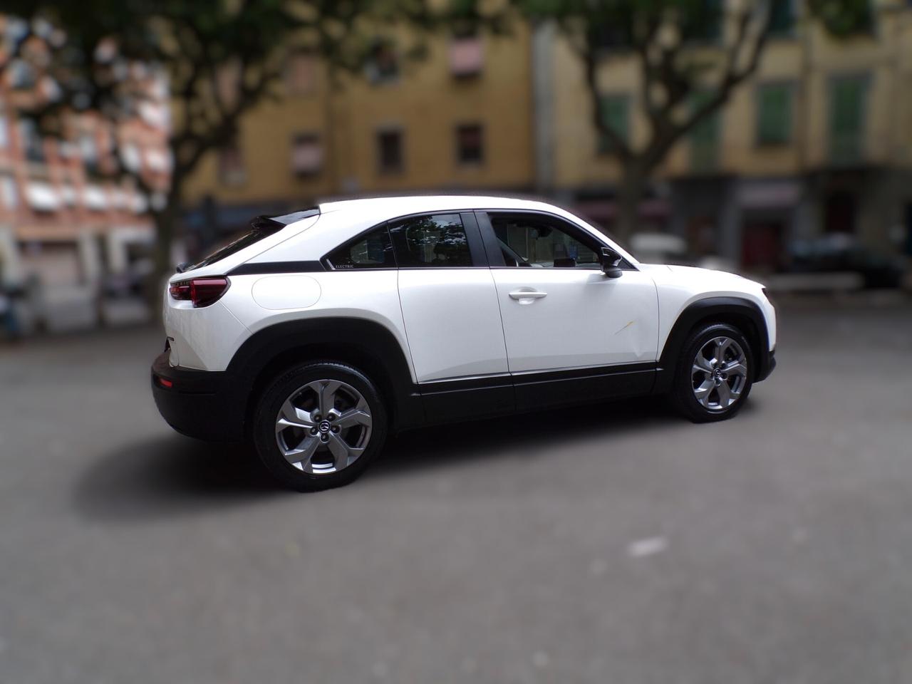Mazda MX-30 35,5kWh Launch Edition OBC 7,4kW