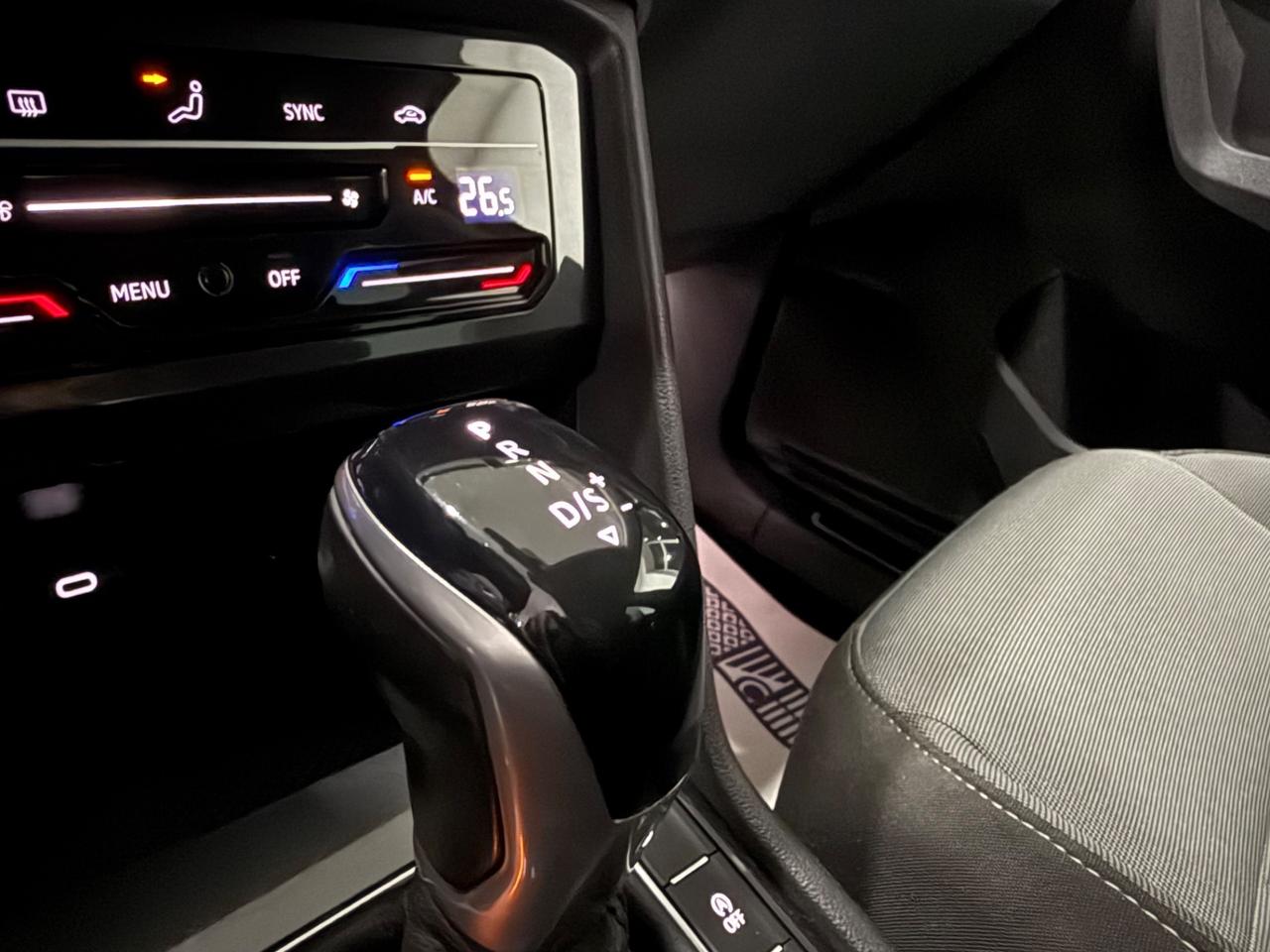 Volkswagen Tiguan 2.0TDI150CV DSG CARPLAY/AMBIENT2022