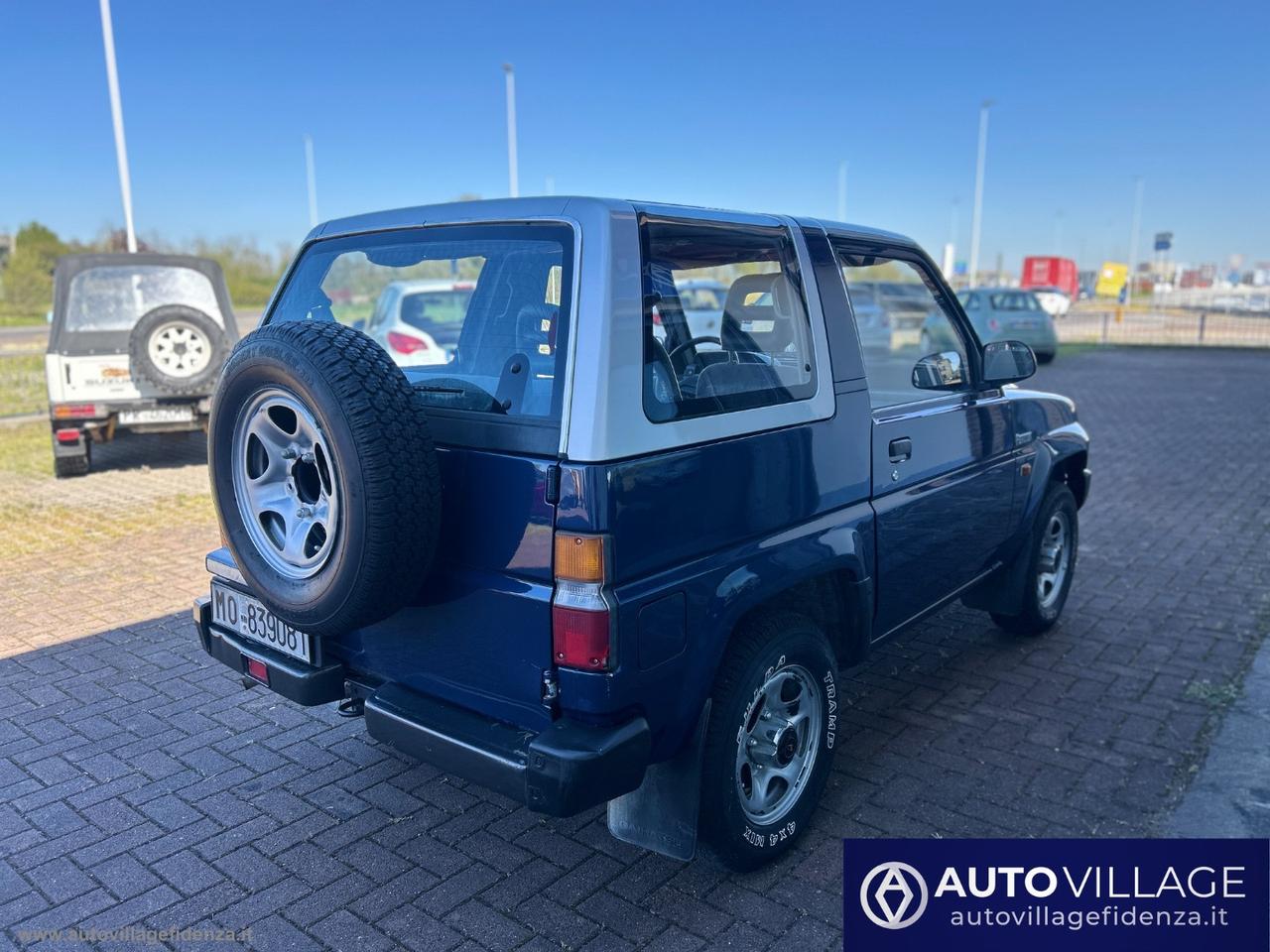 DAIHATSU Feroza 1.6i Resin-top DX