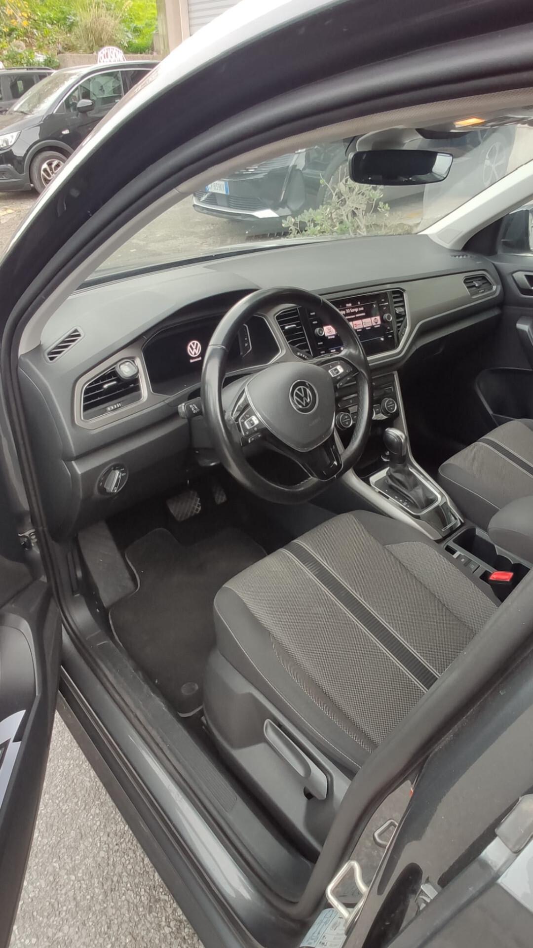 Volkswagen T-Roc 2.0 TDI SCR 150 CV DSG Business come nuova