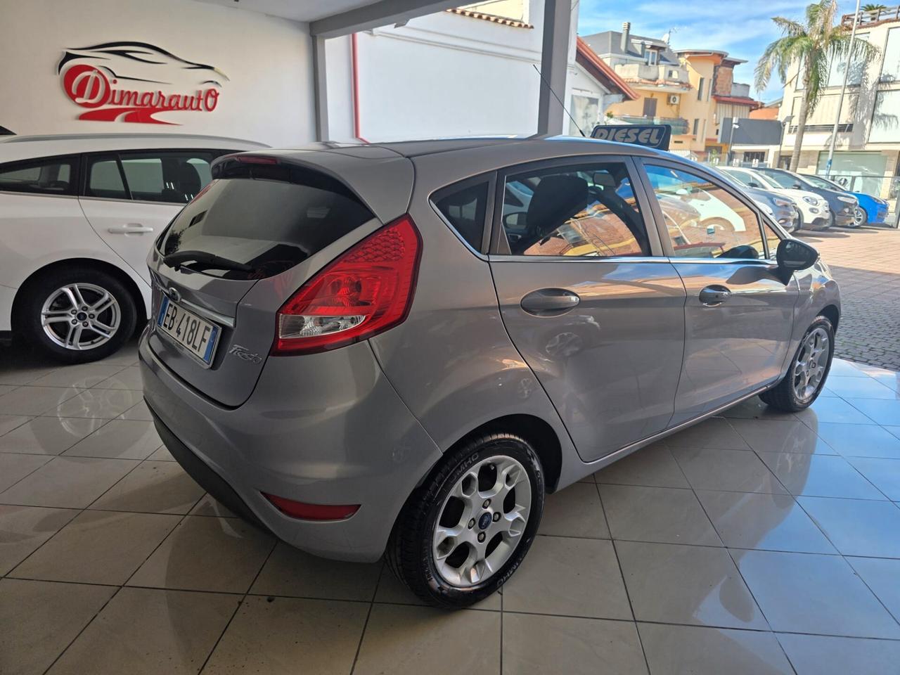 FORD FIESTA 1.4 DIESEL CON SOLI 113.000 KM 2012