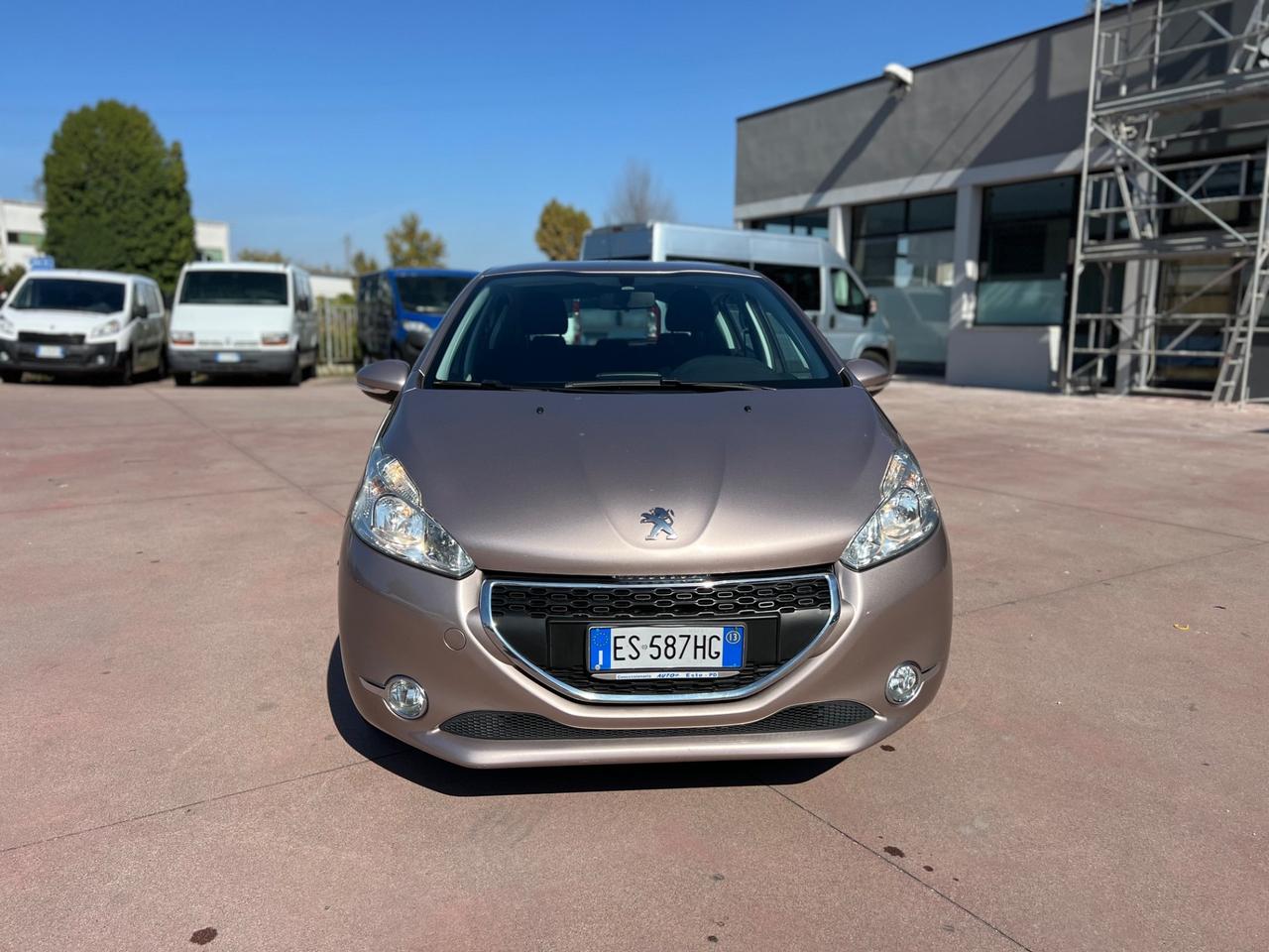 Peugeot 208 1.4 HDi 68 CV 5 porte Active