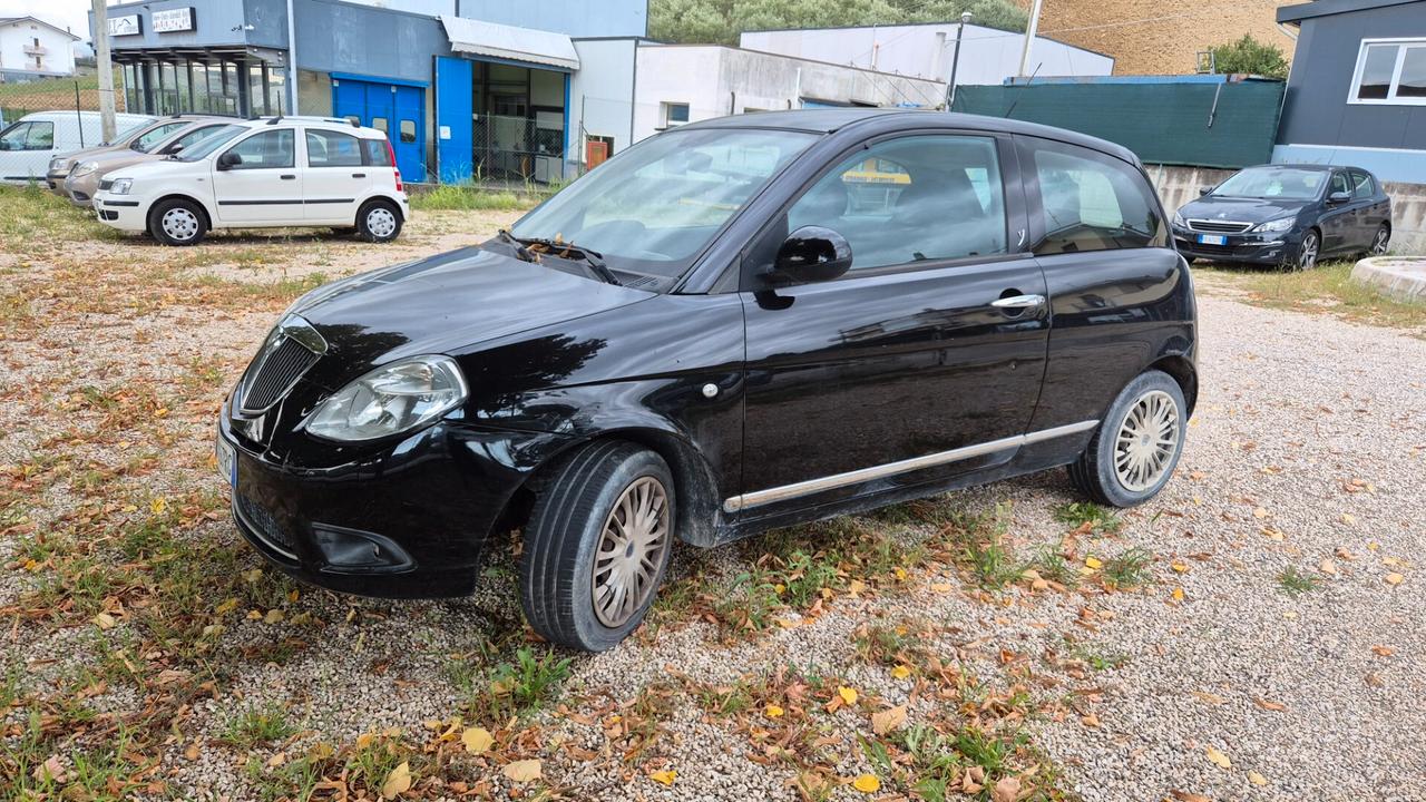Lancia Ypsilon 1.3 Multijet