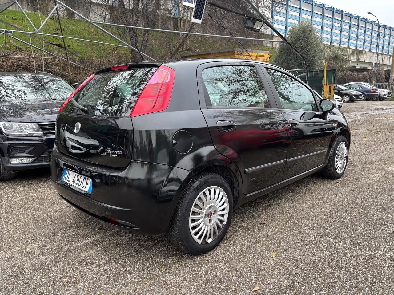 Fiat Grande Punto 1.2 5 porte Dynamic OK NEOPATENTATI