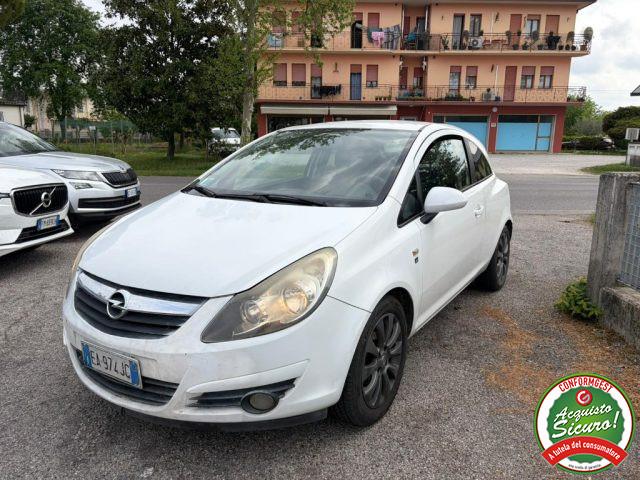 OPEL Corsa 1.2 80CV 3 porte GPL-TECH Club GPL OK 2032