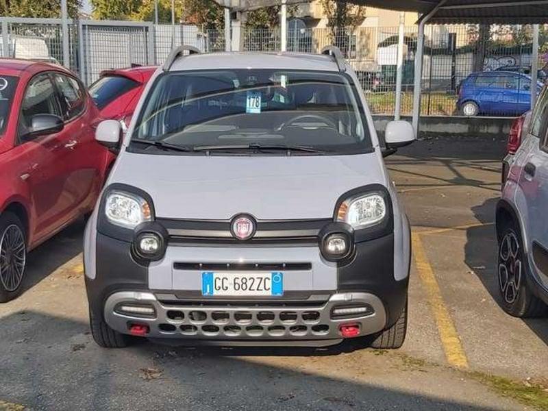 FIAT Panda New 1.0 FireFly Hybrid Cross