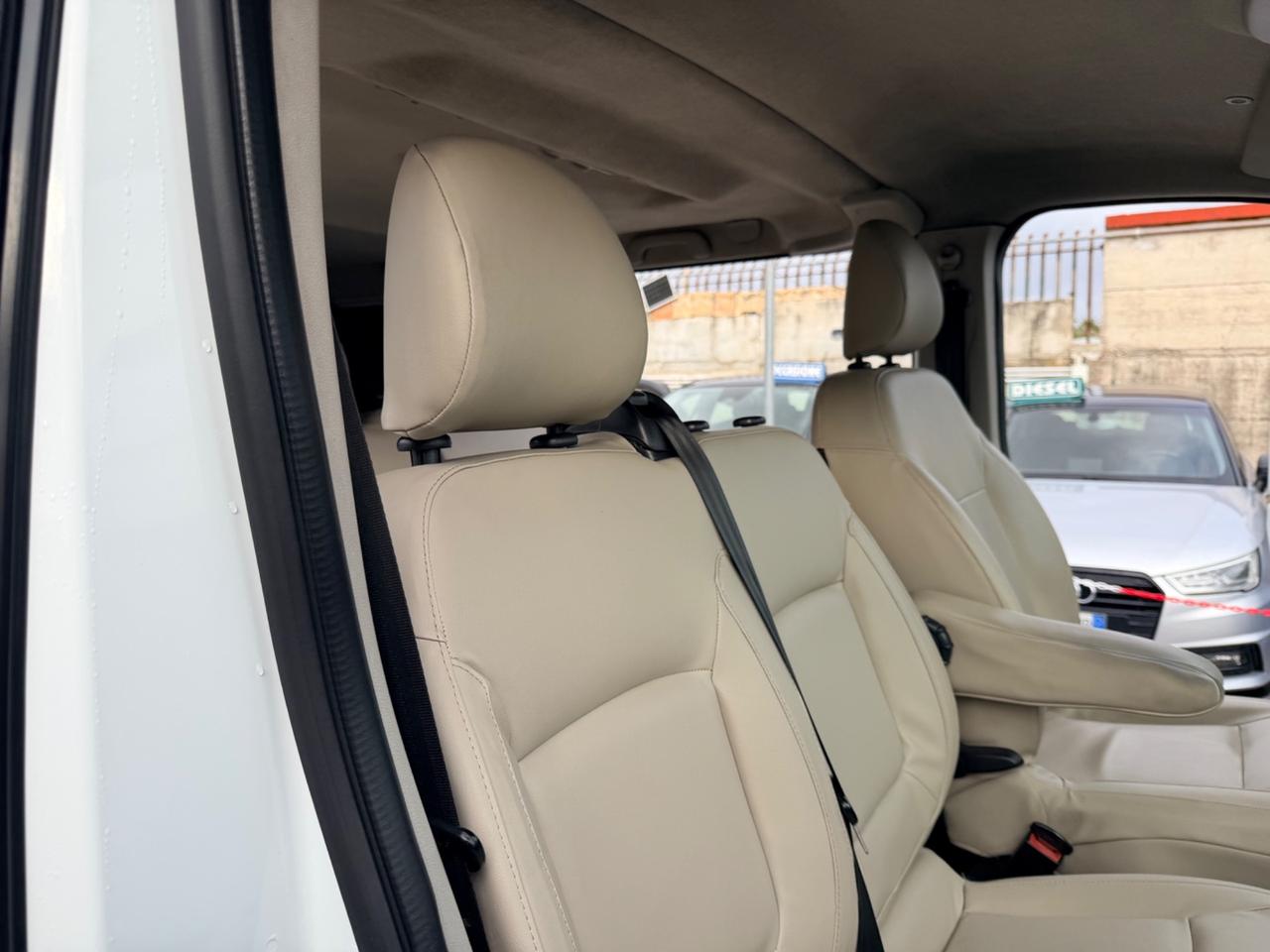 Opel Vivaro 27 1.6 BiTurbo S&S EcoFLEX PC-TN Combi