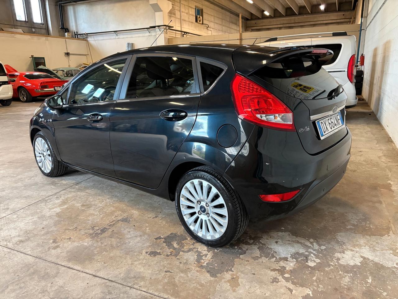 Ford Fiesta 1.4 5 porte GPL Titanium UNICO PROPRIETARIO