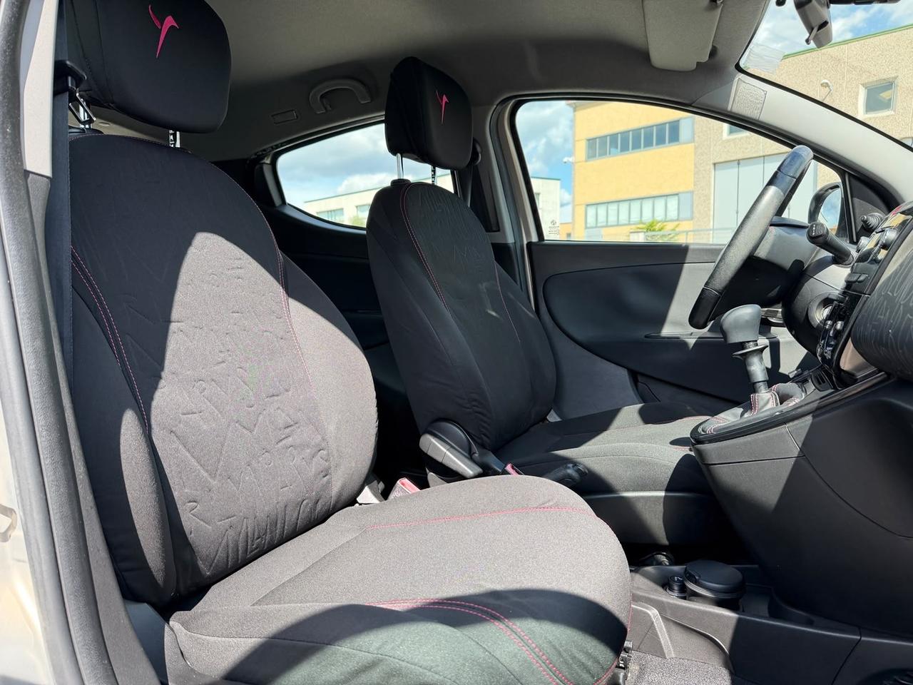 Lancia Ypsilon 100000 KM GARANZIA 12 MESI