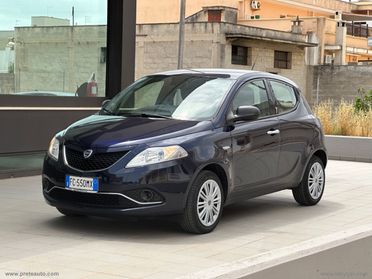 LANCIA Ypsilon 1.2 69 CV 5p. Silver