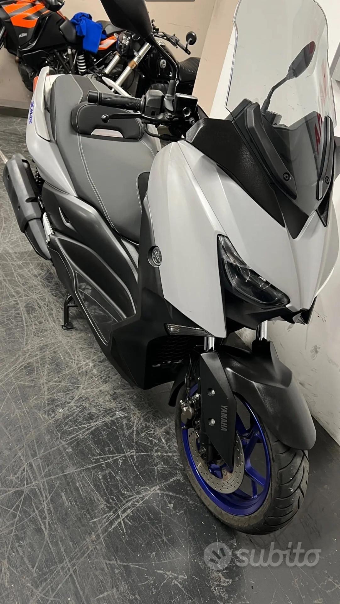 Yamaha X-Max 300