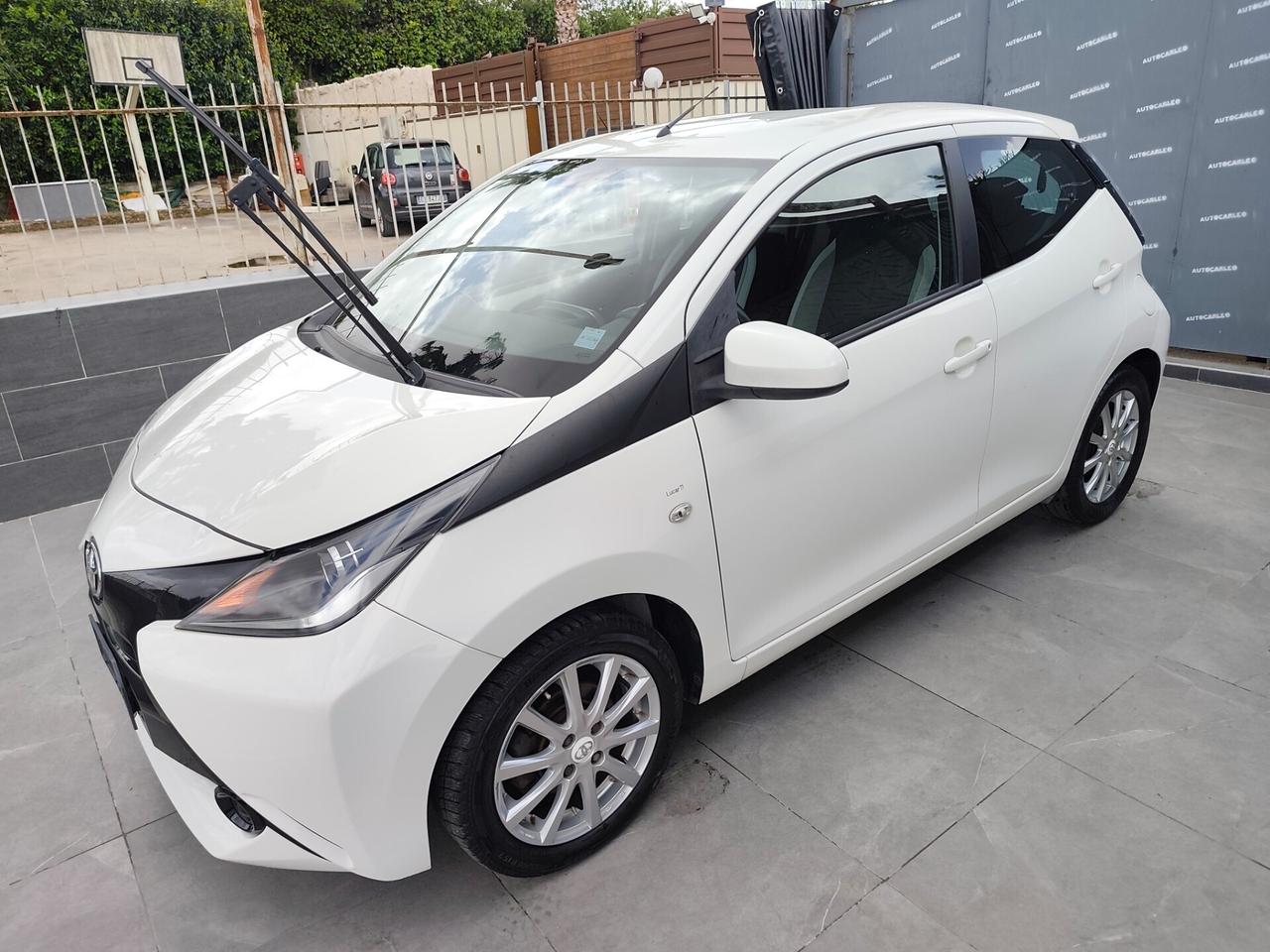 Toyota Aygo 1.0 BENZINA CAMBIO AUTOMATICO MMT
