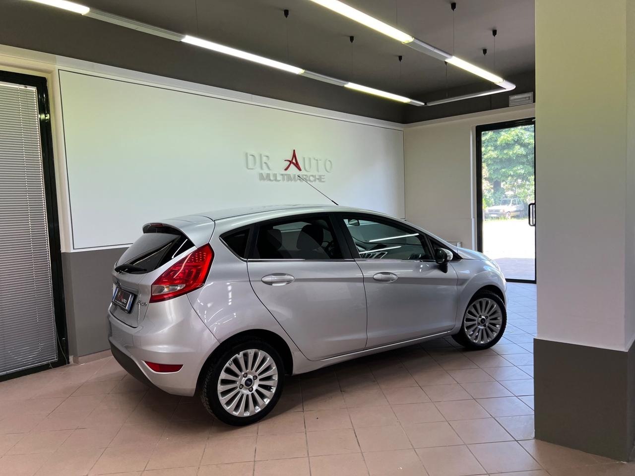Ford Fiesta 1.4 TDCi 5p. Titanium