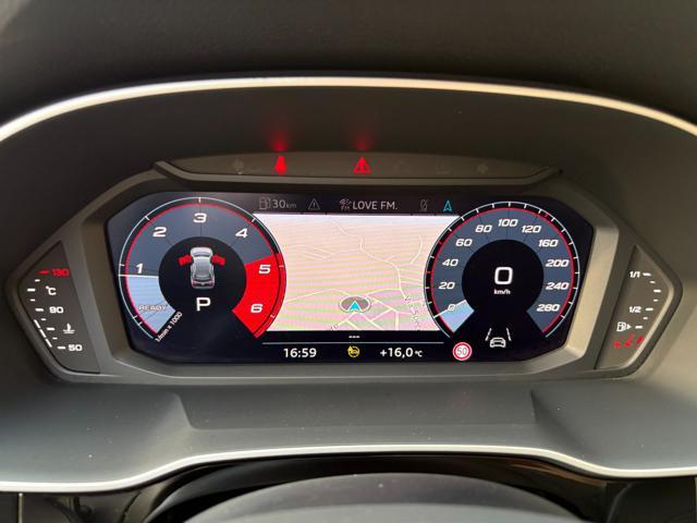 AUDI Q3 35 2.0 TDI S tronic Business COCKPIT