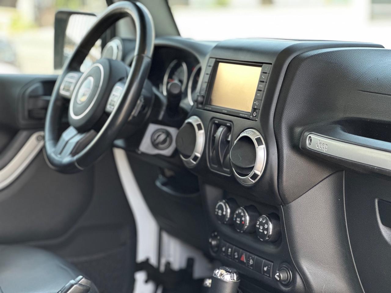 Jeep Wrangler 2.8 CRD DPF Sahara Auto