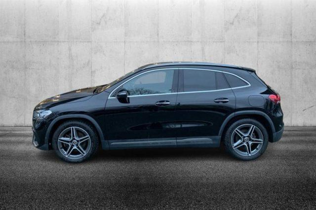 MERCEDES-BENZ GLA 200 d Automatic Premium