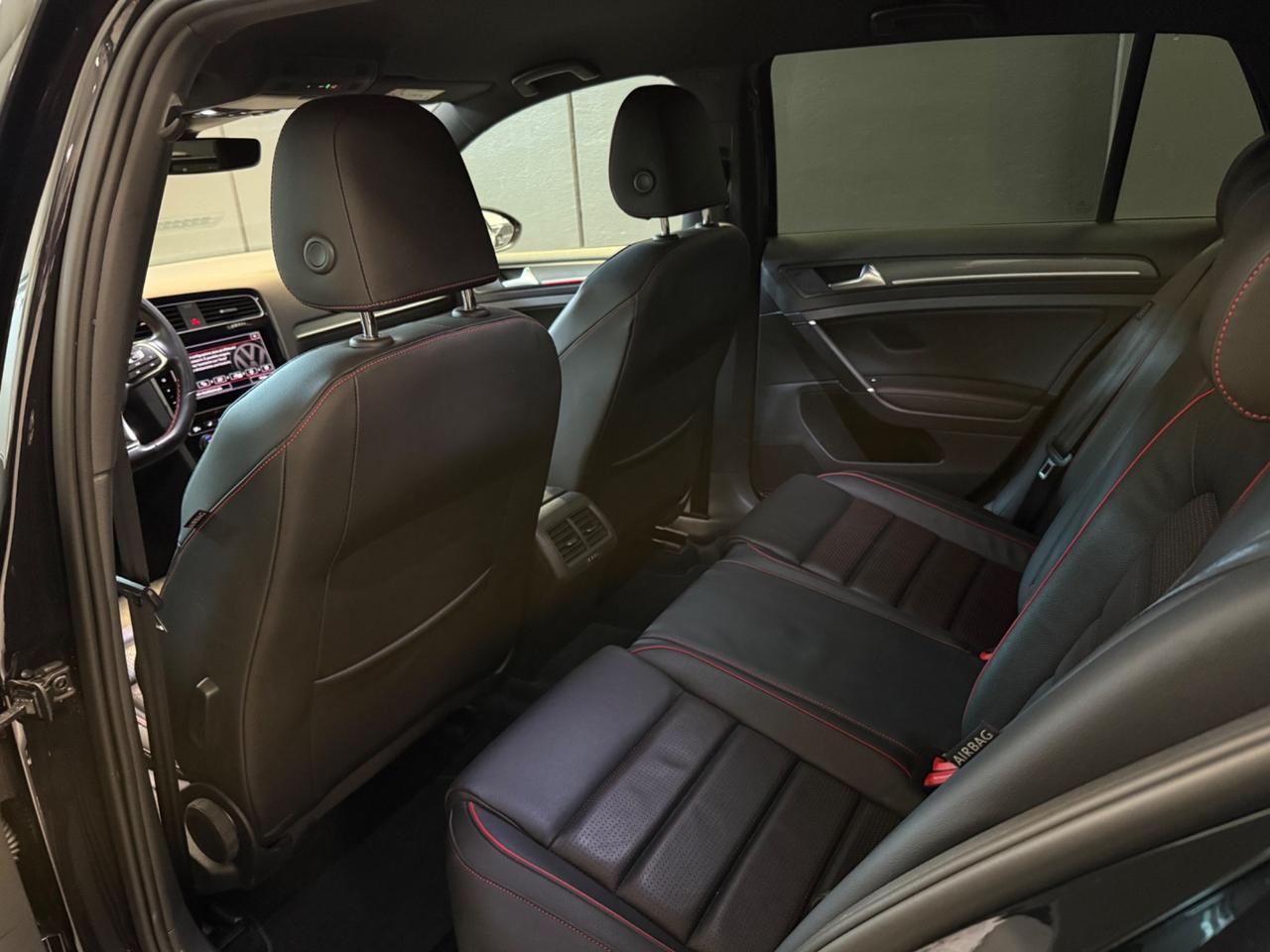 Volkswagen Golf GTI Performance FULL PELLE DYNAUDIO