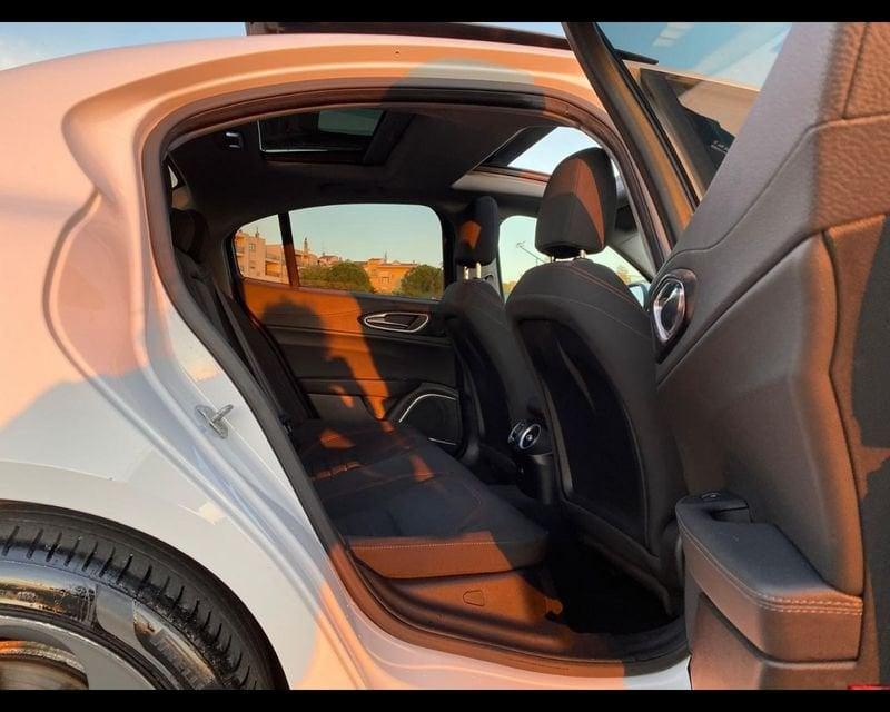 Alfa Romeo Giulia 2020 2.2 t Rosso Edizione 160cv auto