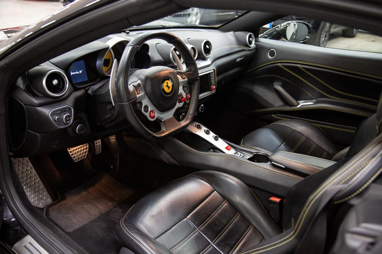 Ferrari California T