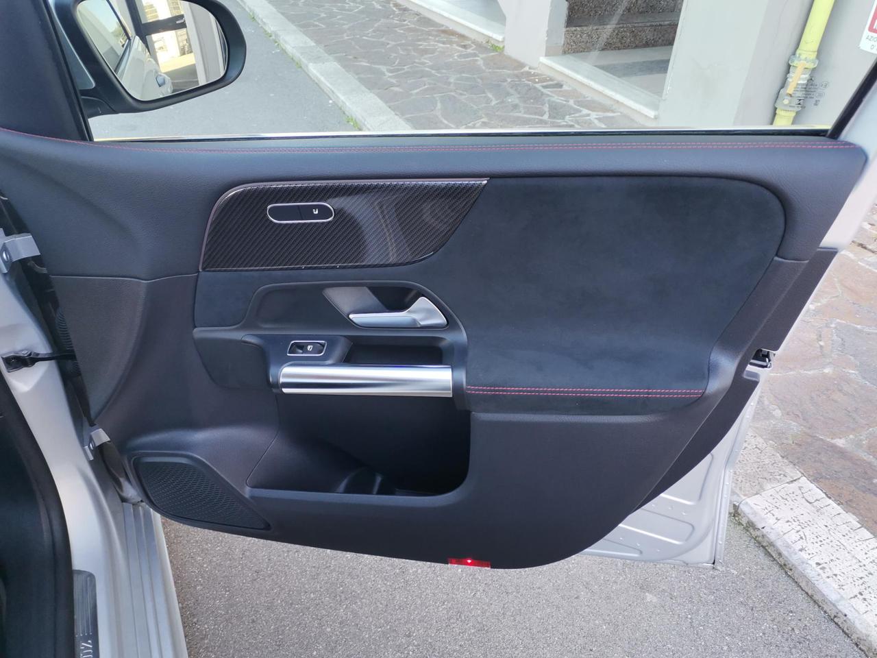 Mercedes B 200 D Premium