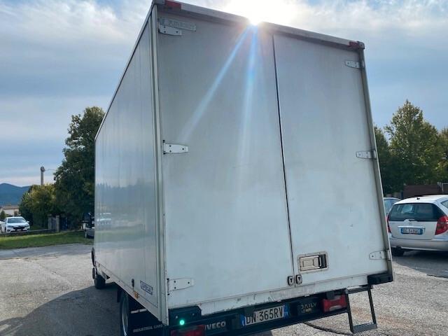 Iveco Daily 35C15 3.0 Hpi PL-RG Cabinato