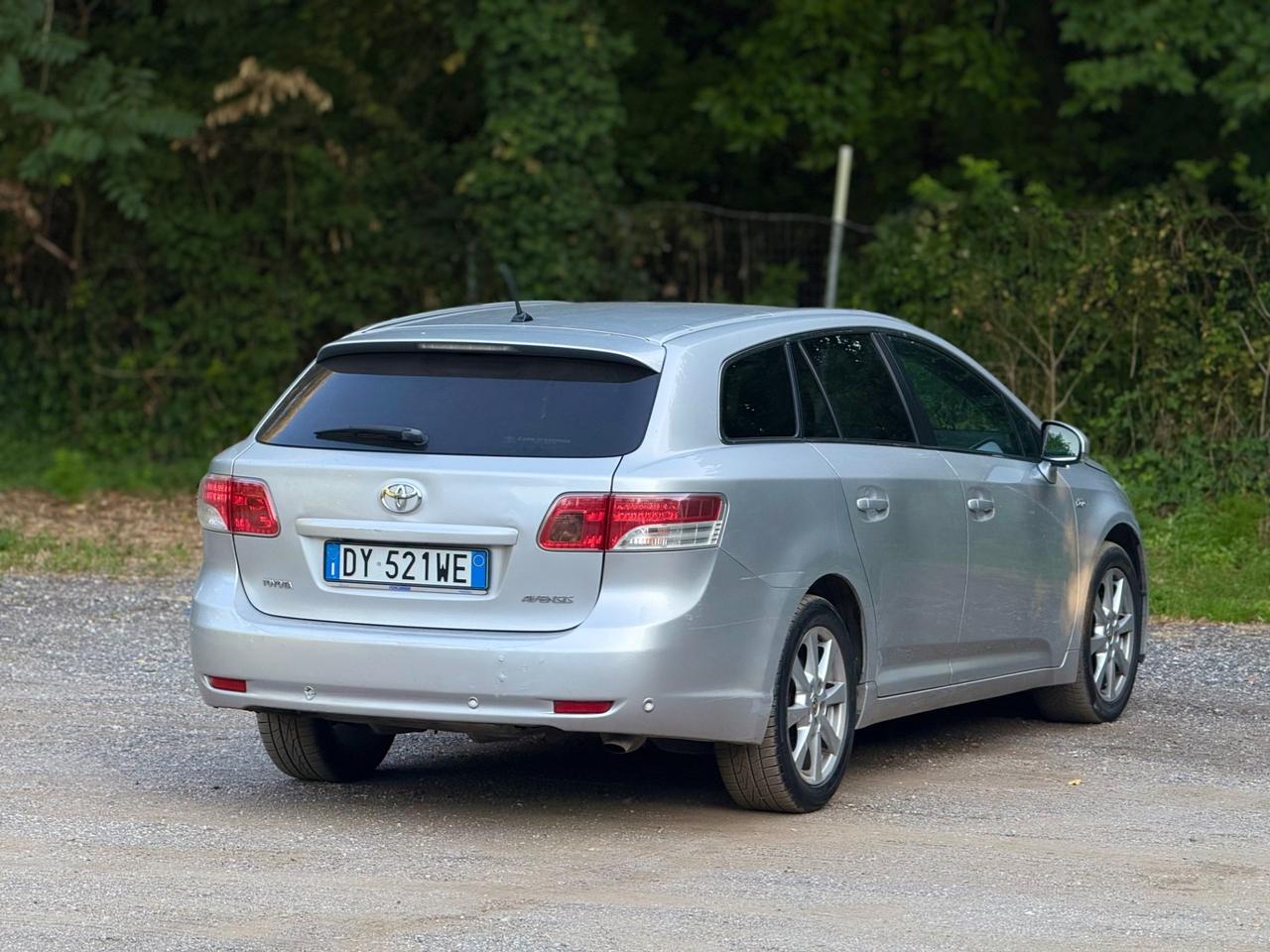 Toyota Avensis 2.2 D-Cat aut. Wagon Executive