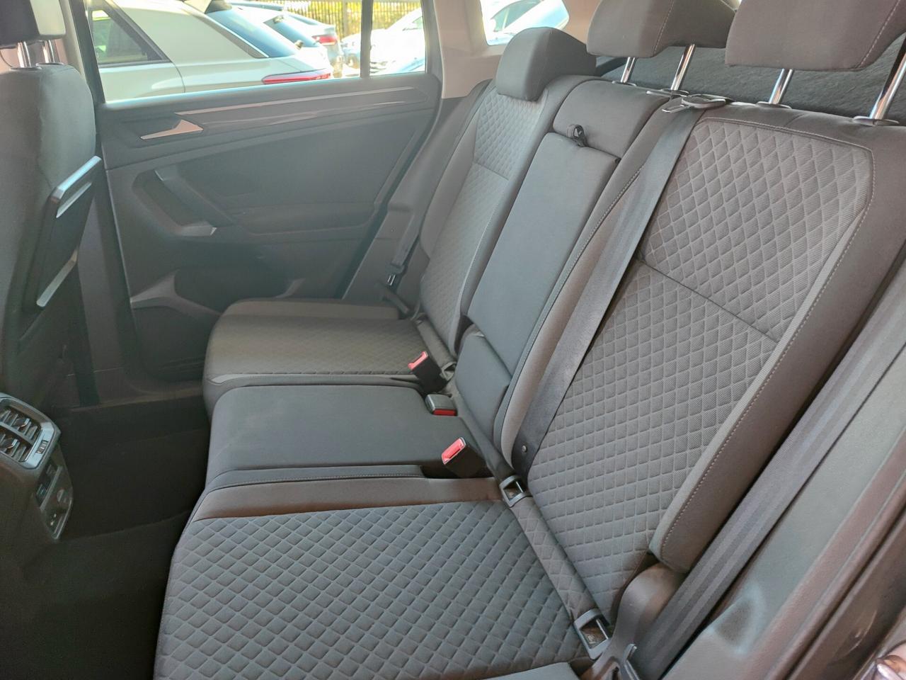 Volkswagen Tiguan 1.6 TDI SCR Sport BlueMotion Technology