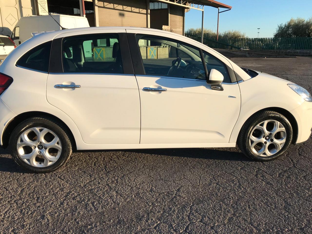Citroen C3 1.4hdi NEOPATENTATI FULL 2011