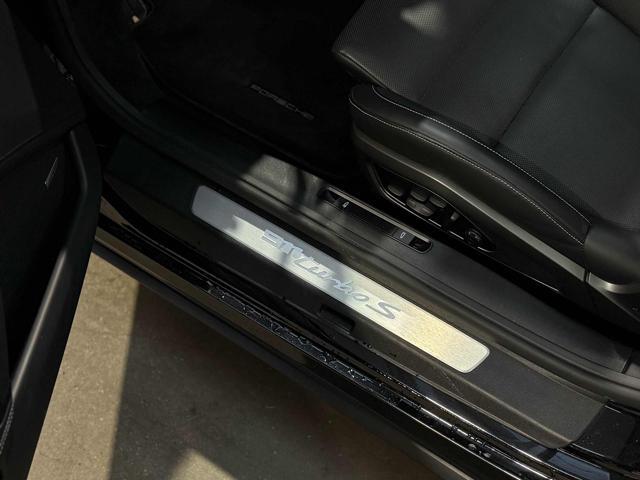 PORSCHE 911 Turbo S Cabriolet