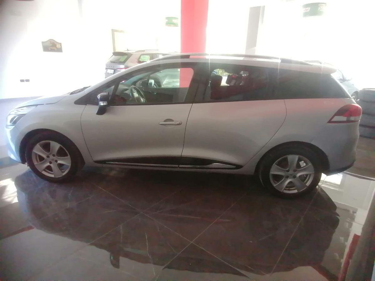 RENAULT - Clio Sporter