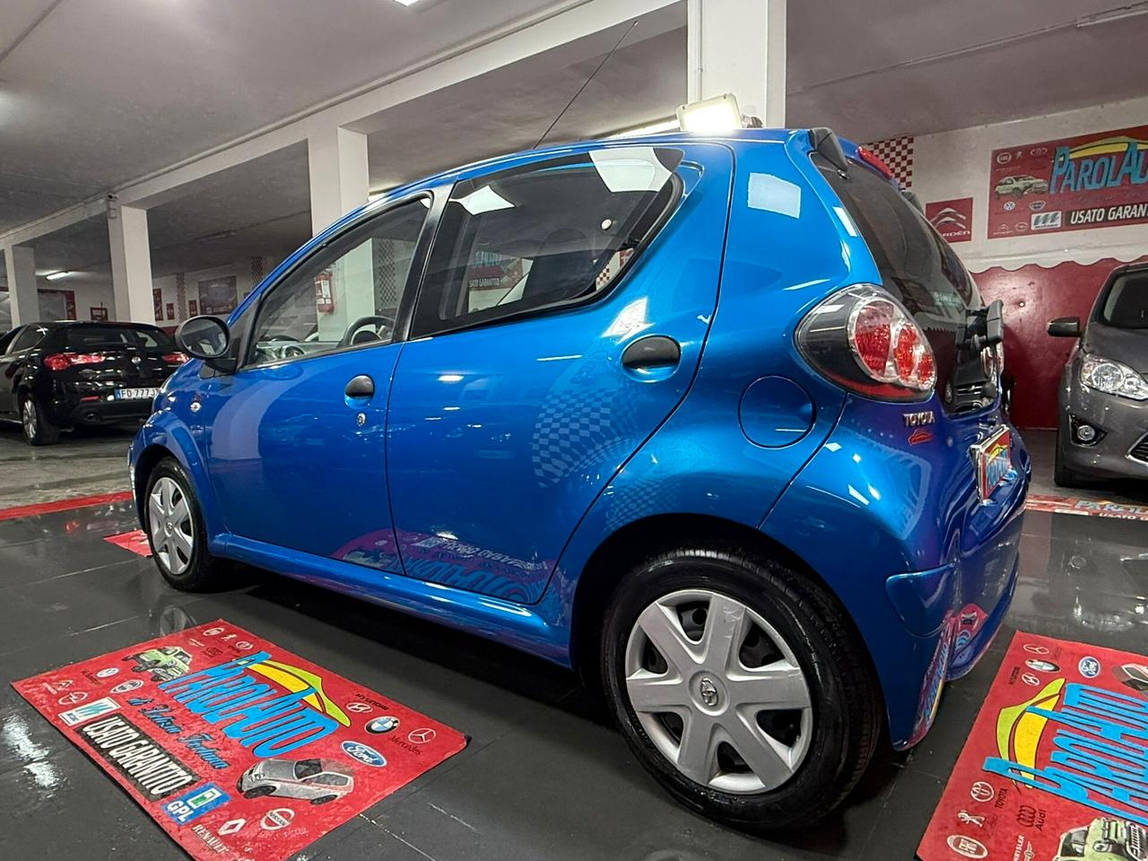 Toyota Aygo 1.0 68cv 5 porte - 2011