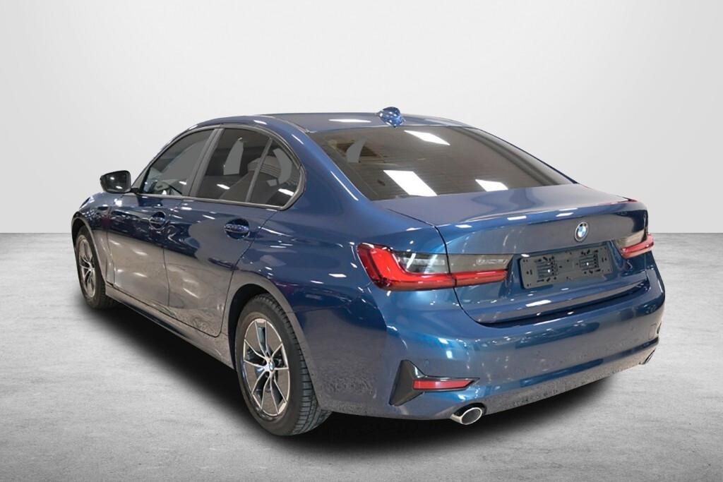 BMW 316D 122CV 6M. BUSINESS ADVANTAGE ( FARI LED - BMW DIGITAL COCKPIT - PELLE - NAVI - MIRROR - PDC )