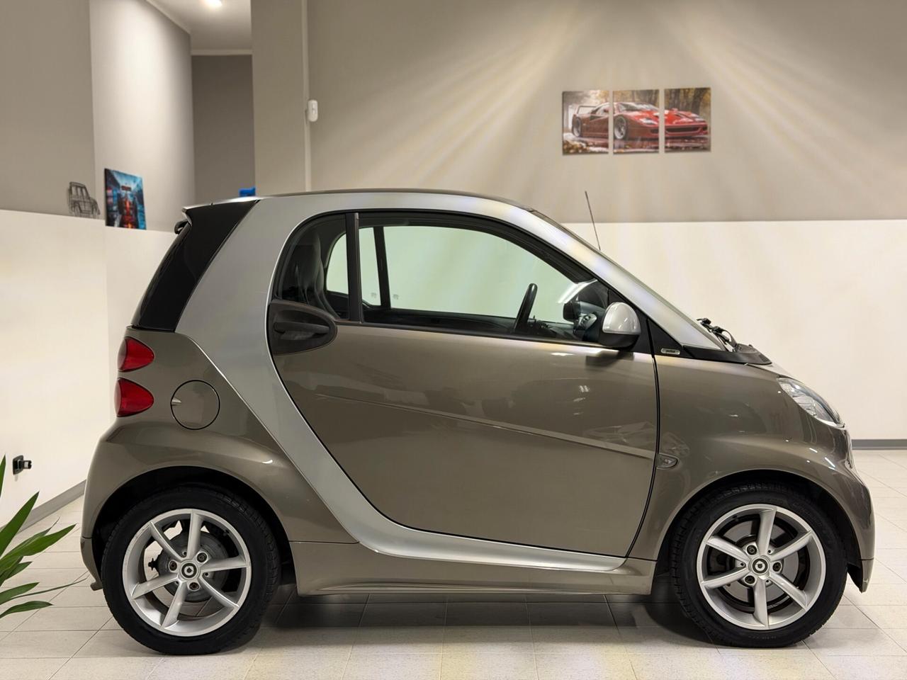smart forTwo 800 CDI PULSE 54CV EURO5 SERVOSTERZO - FINANZIABILE